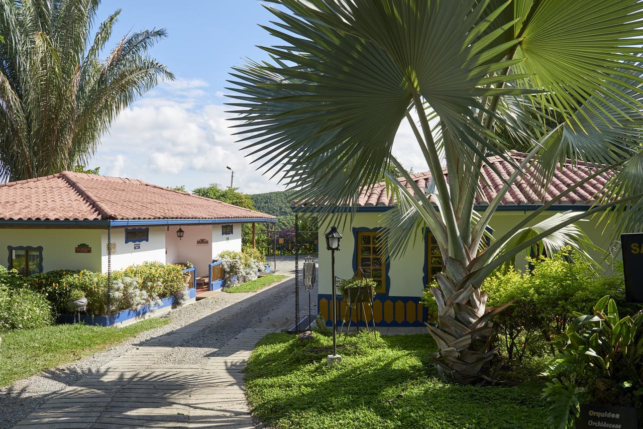 Finca Hotel Los Girasoles Монтенегро Екстер'єр фото